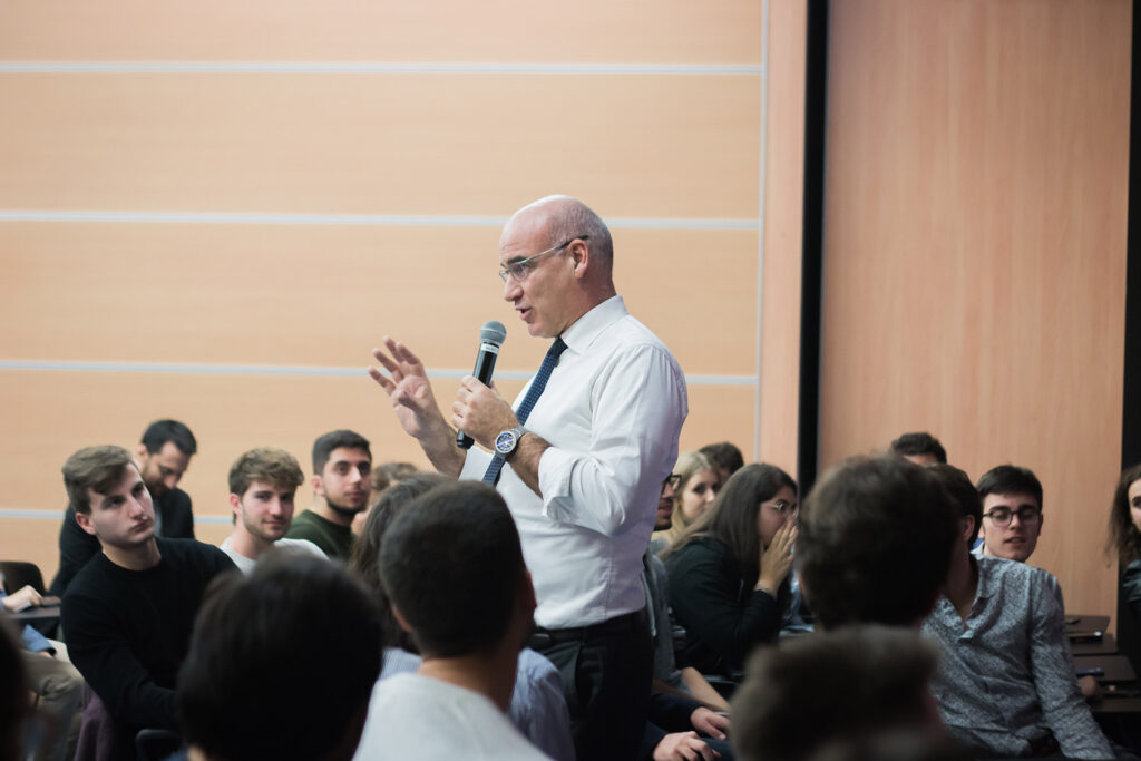 La formazioneper gestire lo student-housing