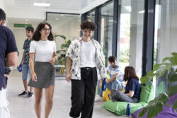 LEE LA GUÍA DE LOS SERVICIOS