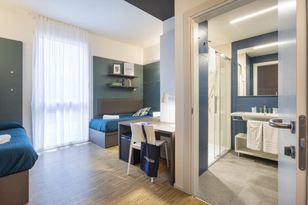 DOUBLE ROOM WITH PRIVATE BATHROOM