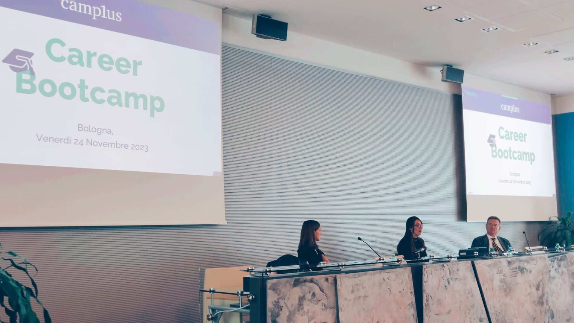 Career BootcampSbirciare nelmondo del lavoro