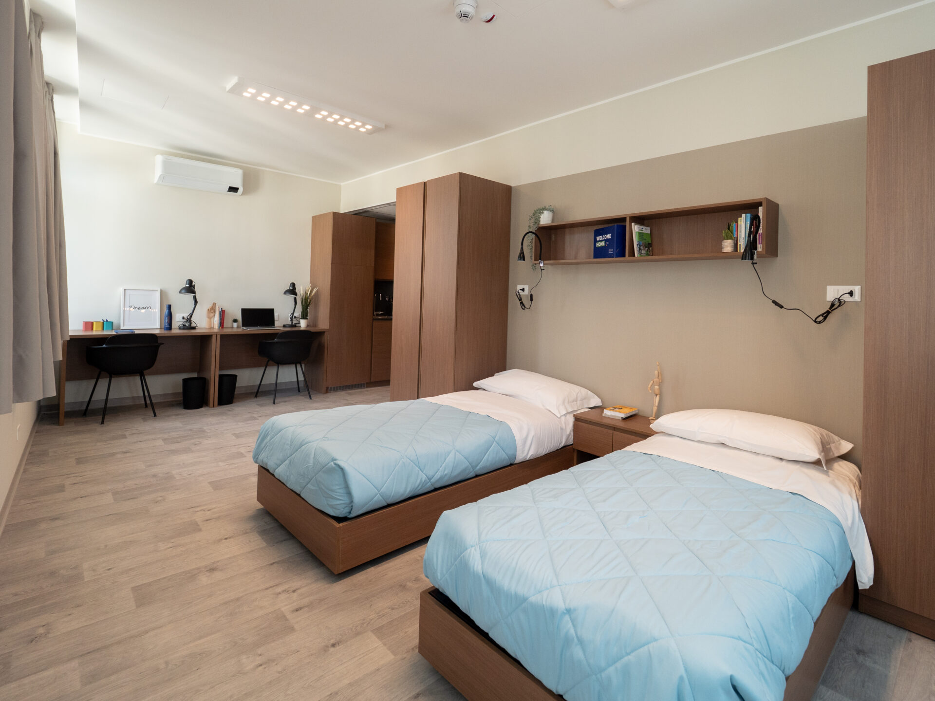 HABITACIÓN DOBLE CON BAÑO PRIVADO