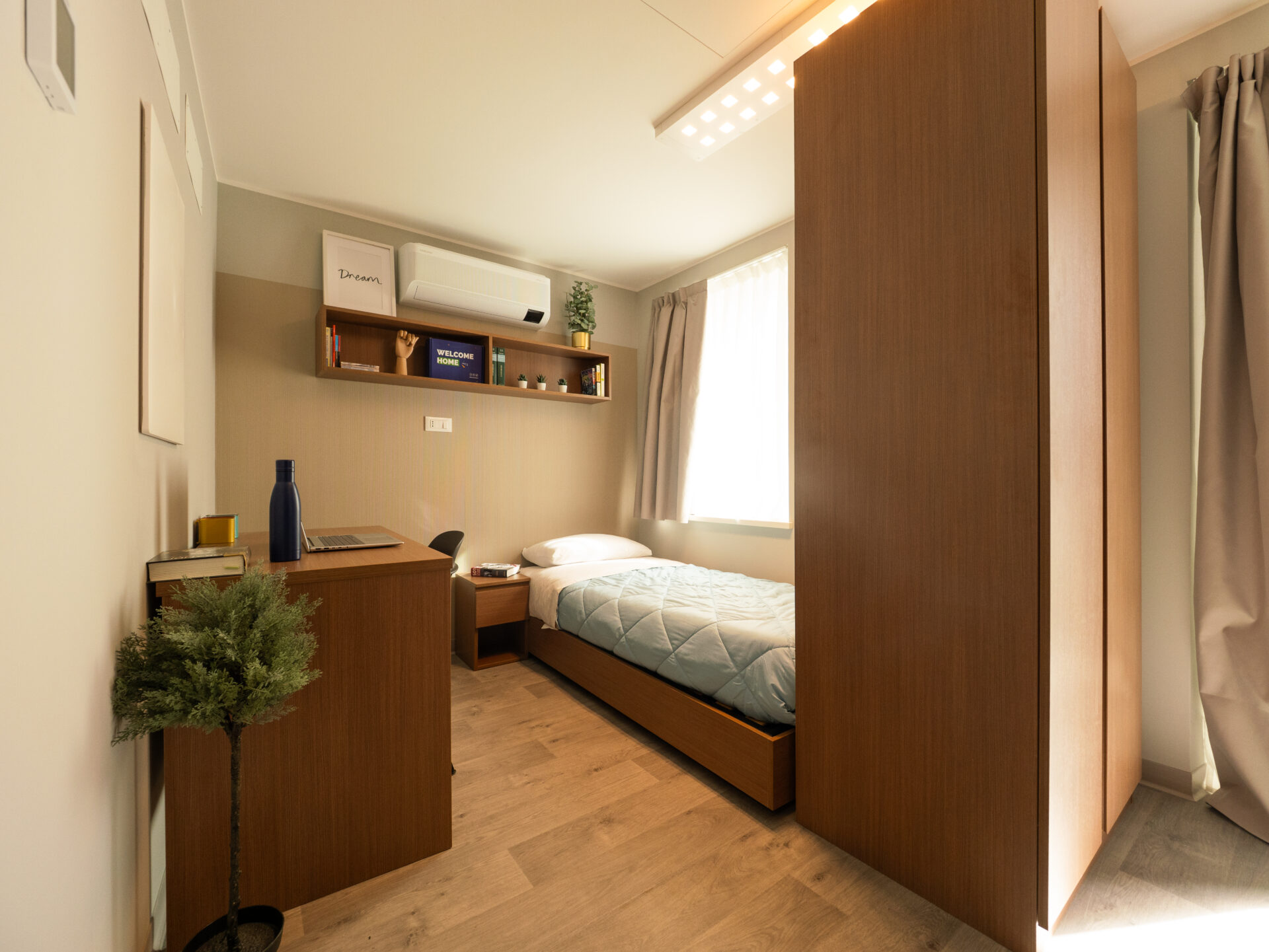 HABITACIÓN INDIVIDUAL CON BAÑO PRIVADO