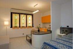 Fai la tua richiesta