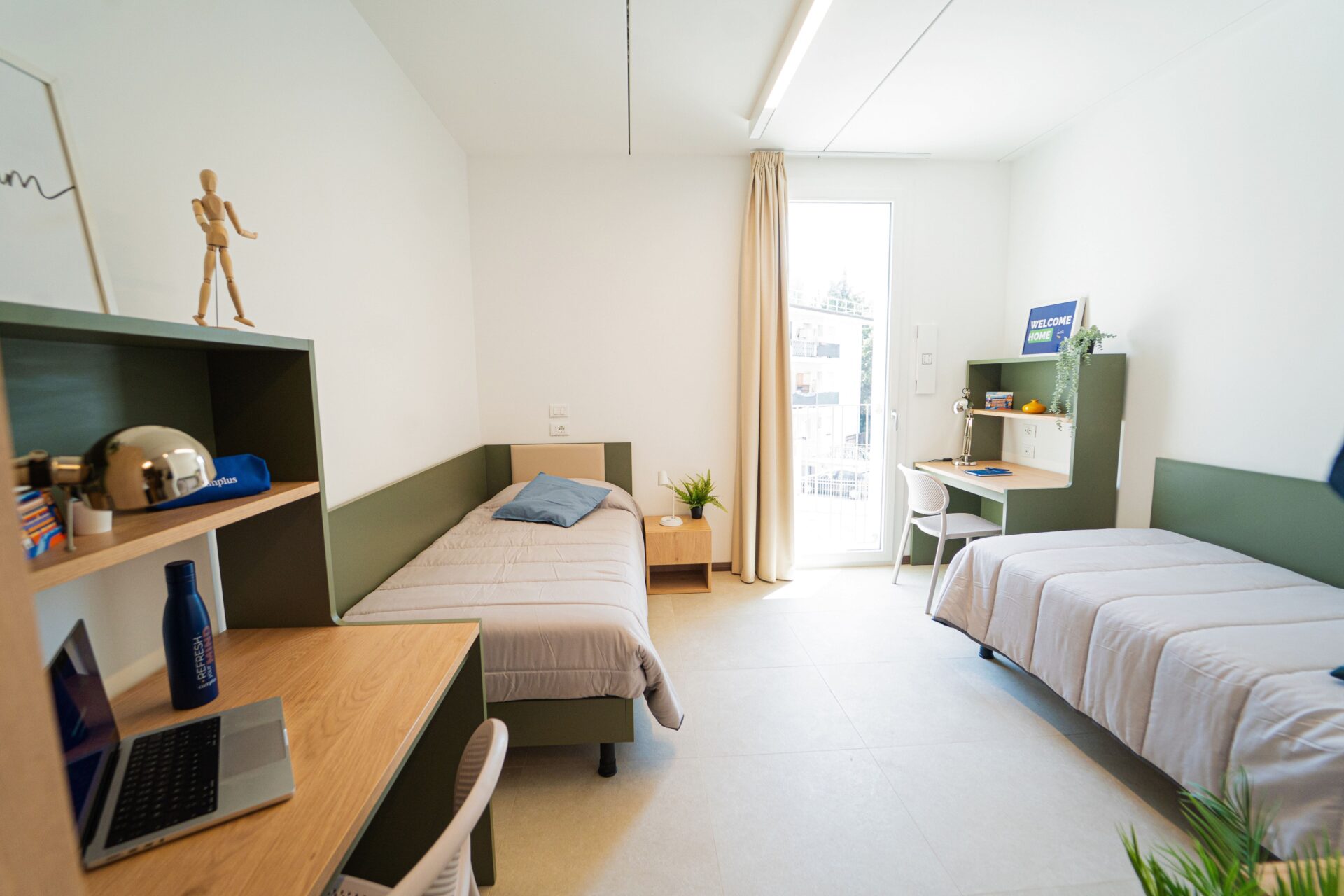 DOUBLE ROOM